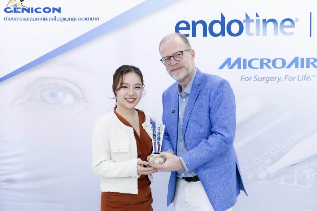 ผู้บริหารระดับสูง Head of International Sales ของ บริษัท Microaire ประเทศสหรัฐอเมริกา